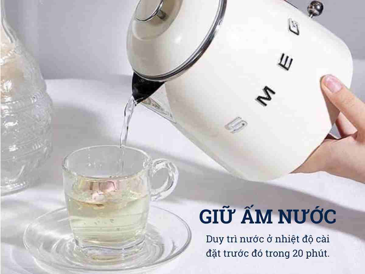 ấm đun nước siêu tốc smeg klf04creu
