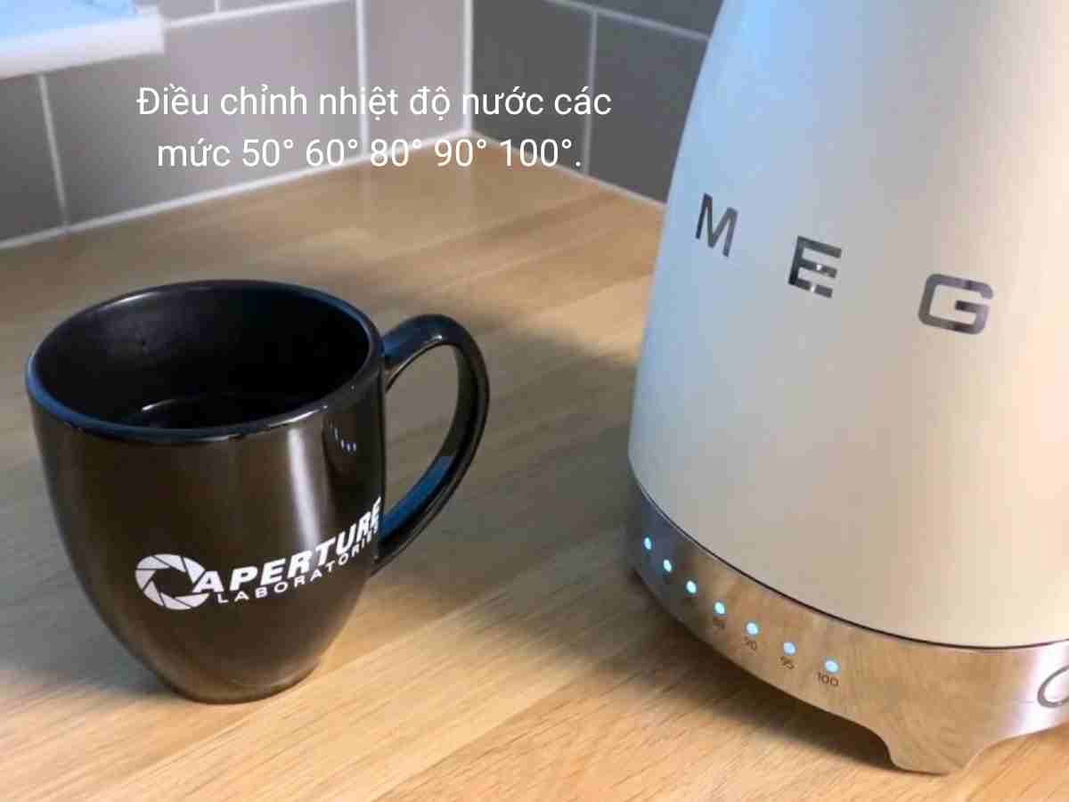 ấm đun nước siêu tốc smeg klf04creu