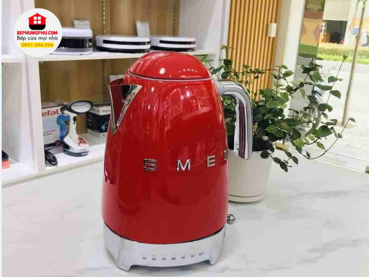 ấm đun nước siêu tốc smeg klf04rdeu