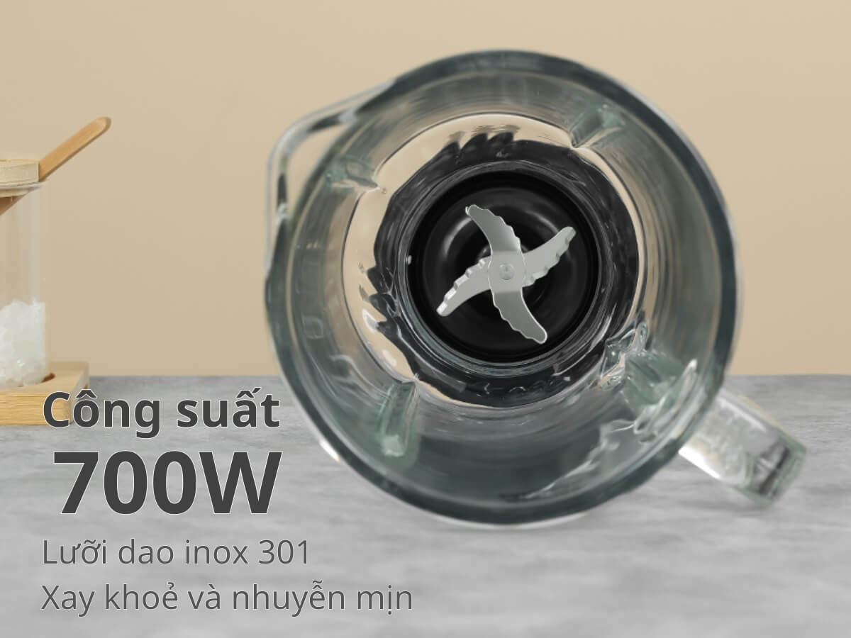 Công suất 700W + lưỡi dao inox 301, xay khoẻ và nhuyễn mịn