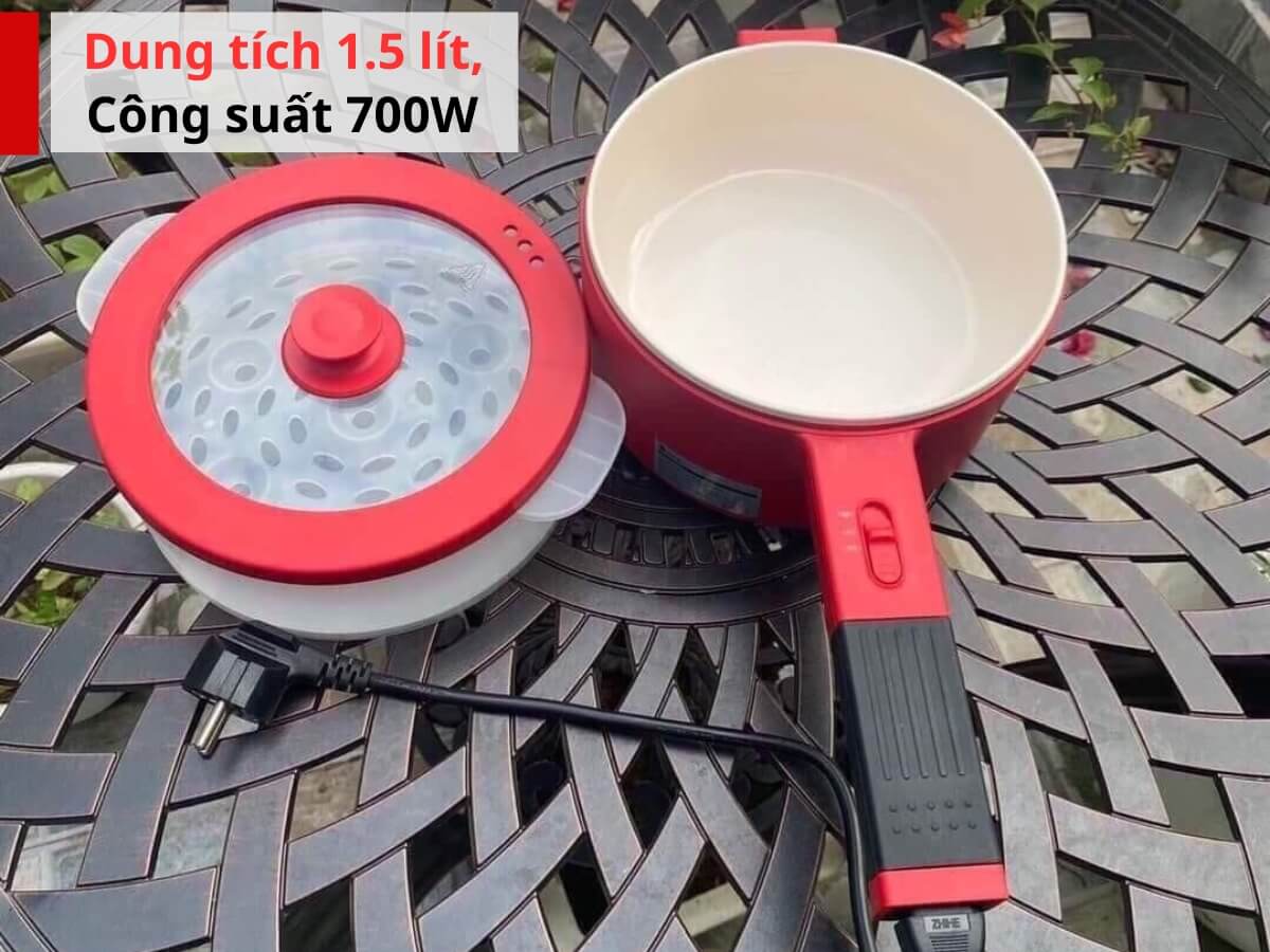 Dung tích 1.5 lít, công suất 700W giúp nấu nhanh