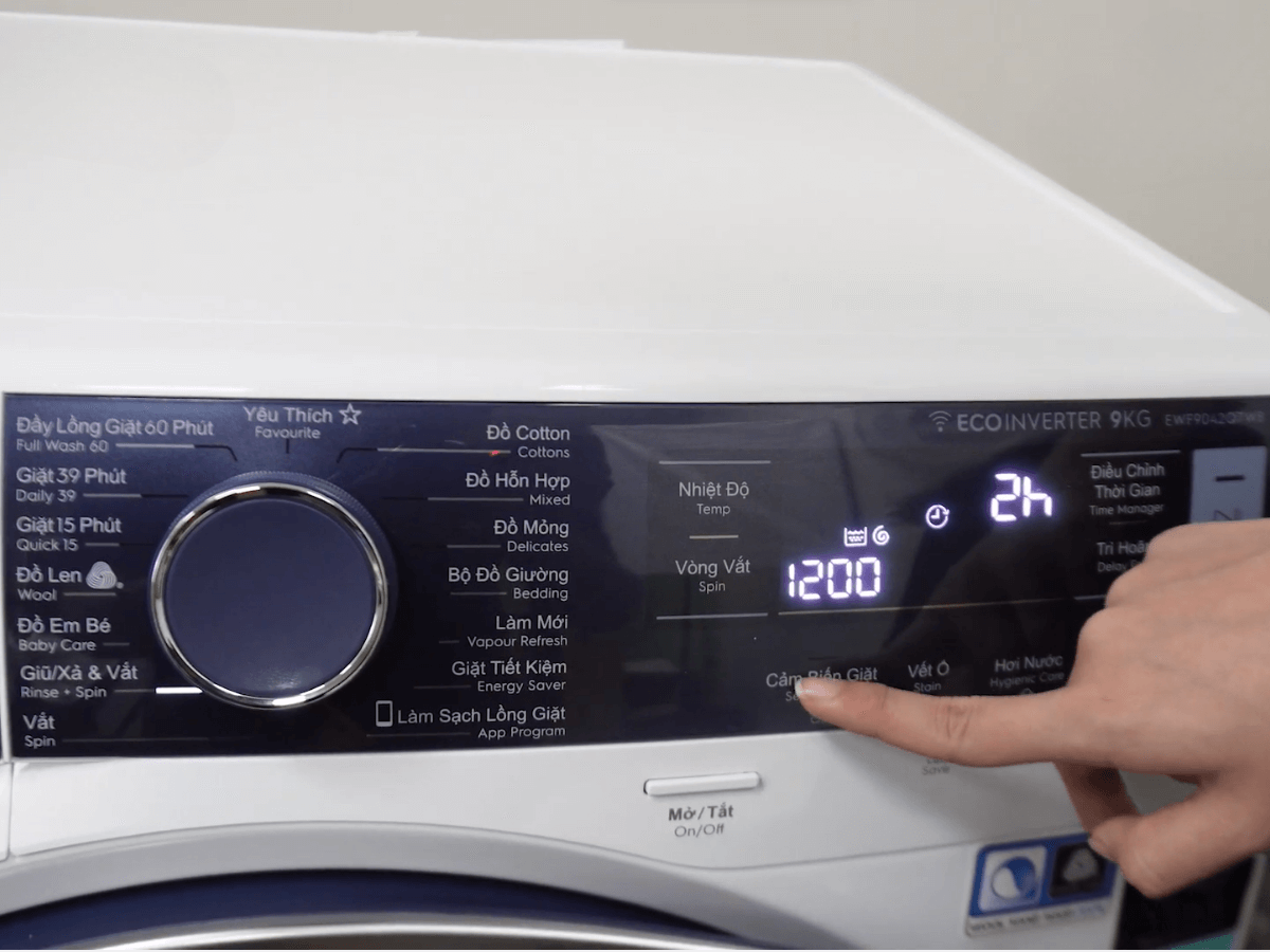 máy giặt Electrolux EWF9042Q7WB