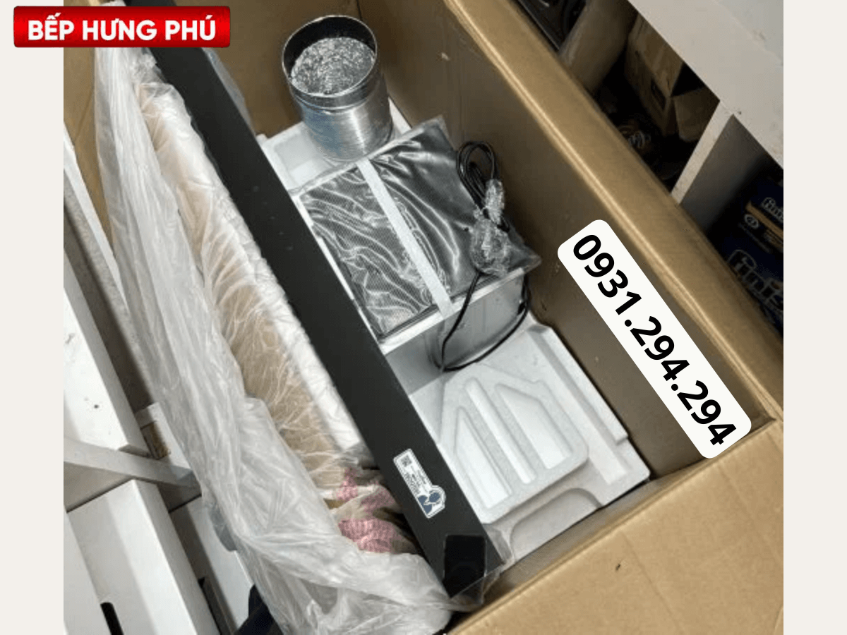 Máy hút mùi Bosch DWBM98G50B