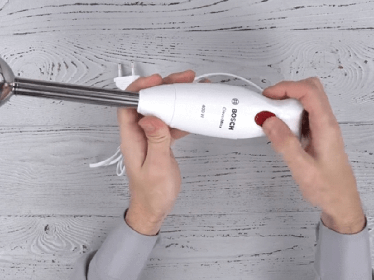 Máy xay cầm tay Bosch MSM24100