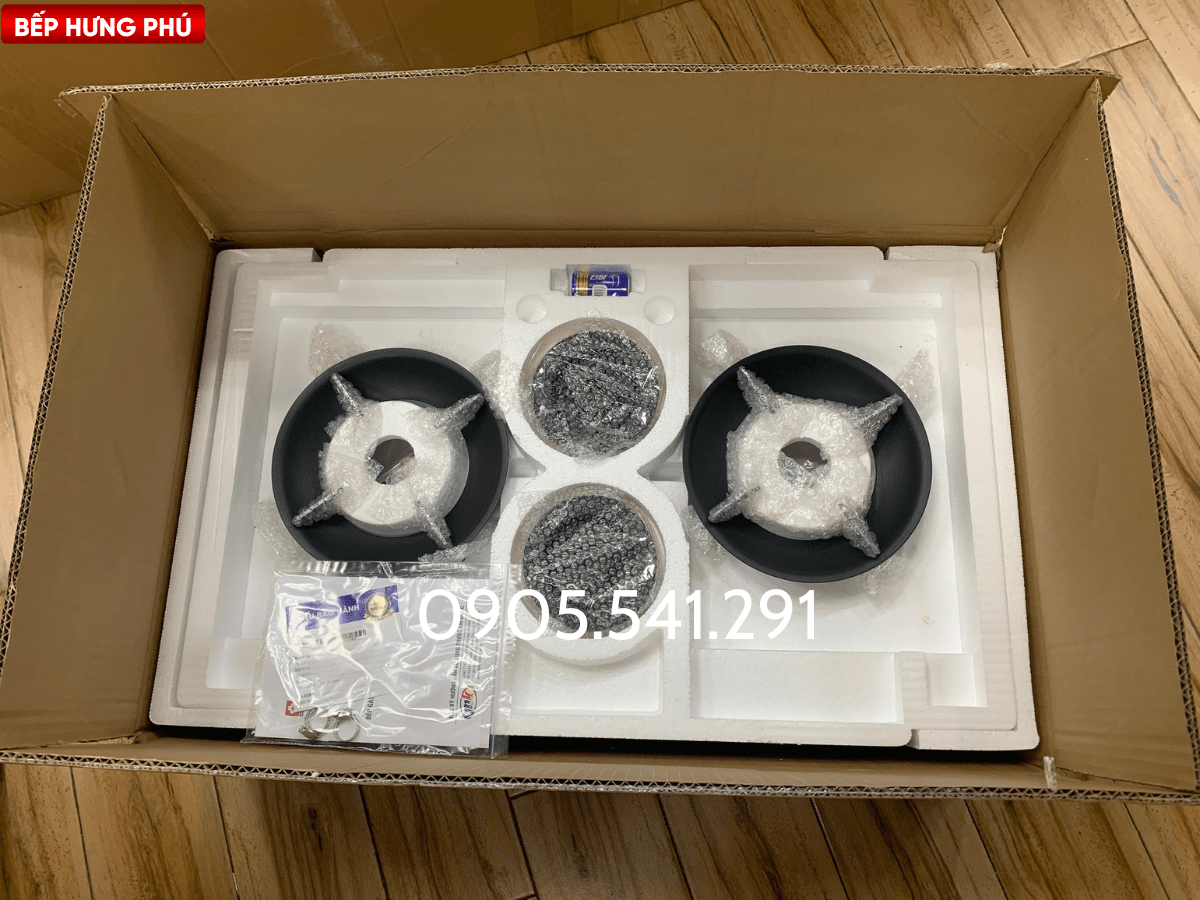 Bếp gas Sakura SG-2668GB