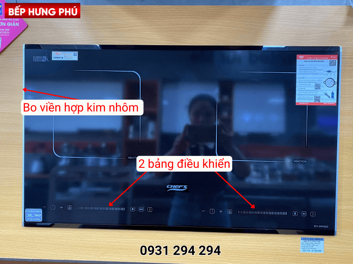 Bếp được trang bị 2 bảng điều khiển độc lập