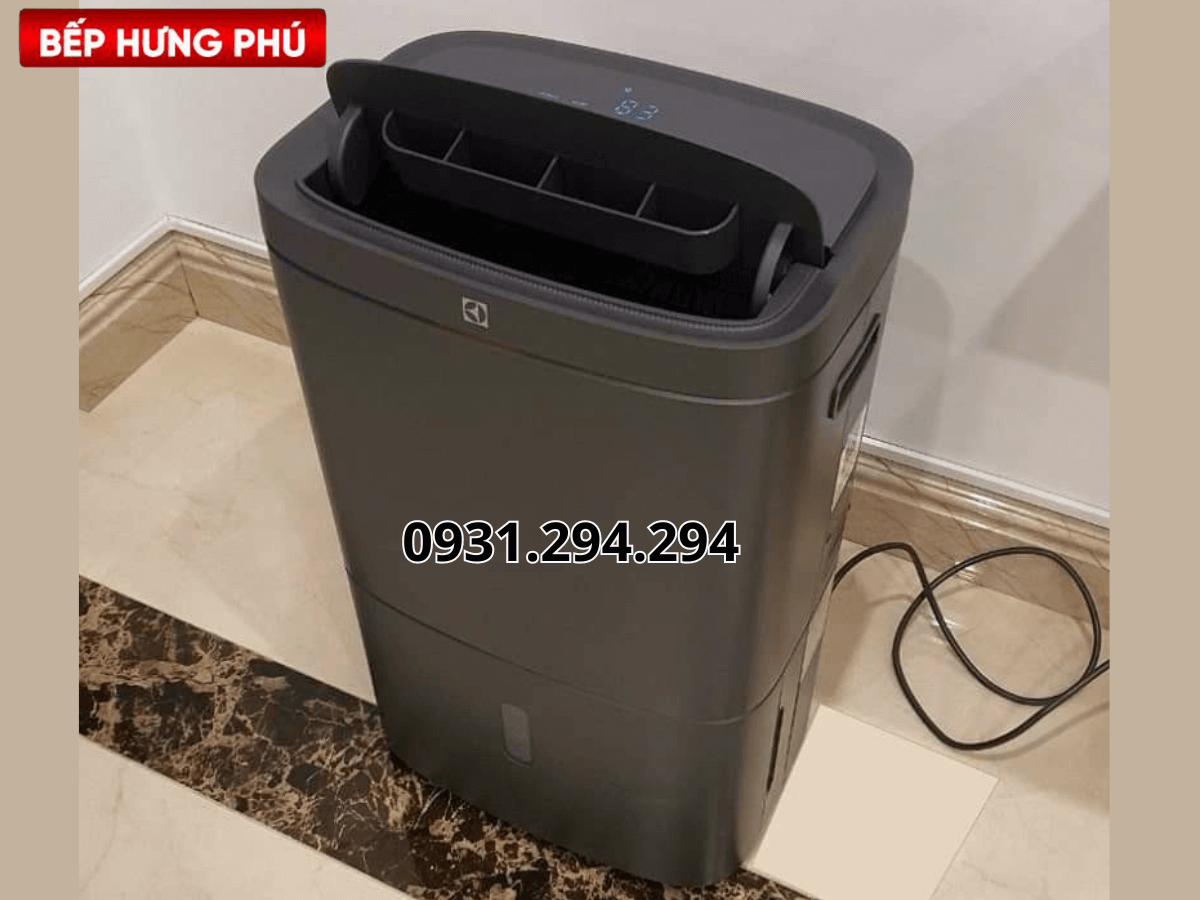 Máy hút ẩm và lọc không khí Electrolux EDH14TRBD2