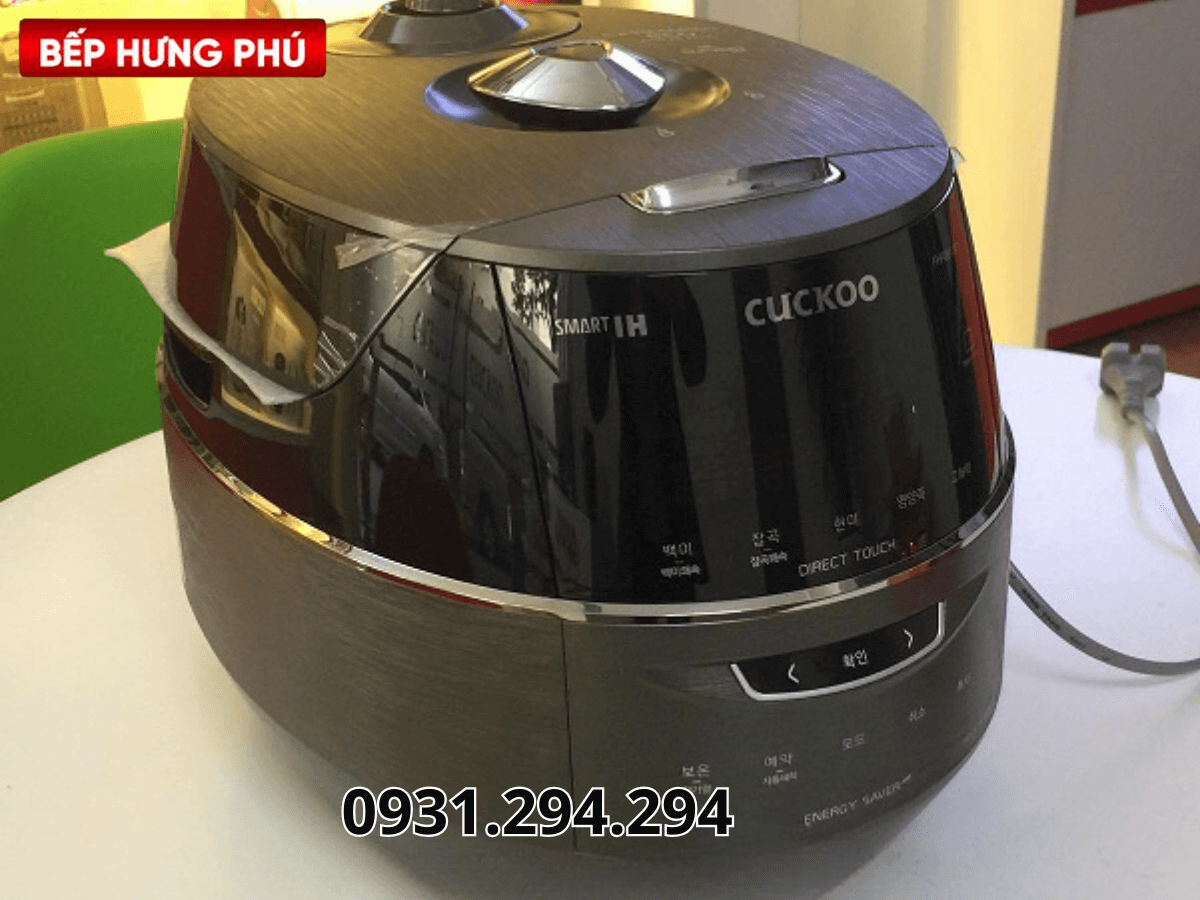 Nồi cơm điện cao tần Cuckoo CRP-FHR067FD