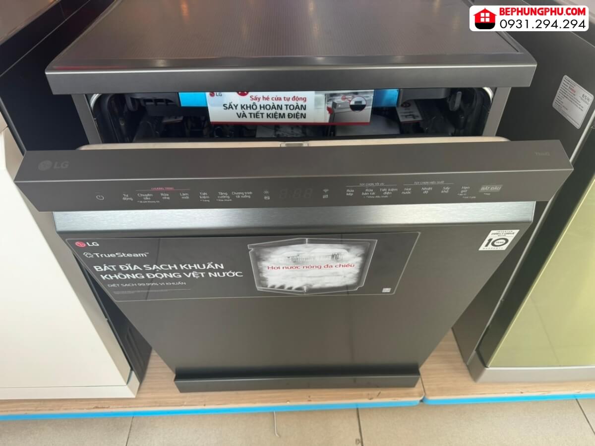 máy rửa chén LG LDT14BLA4