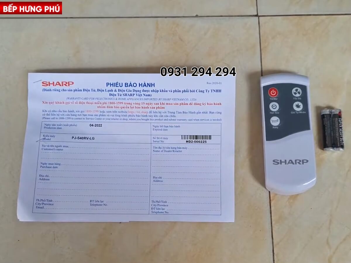 Sách hướng dẫn, phiếu bảo hành đi kèm