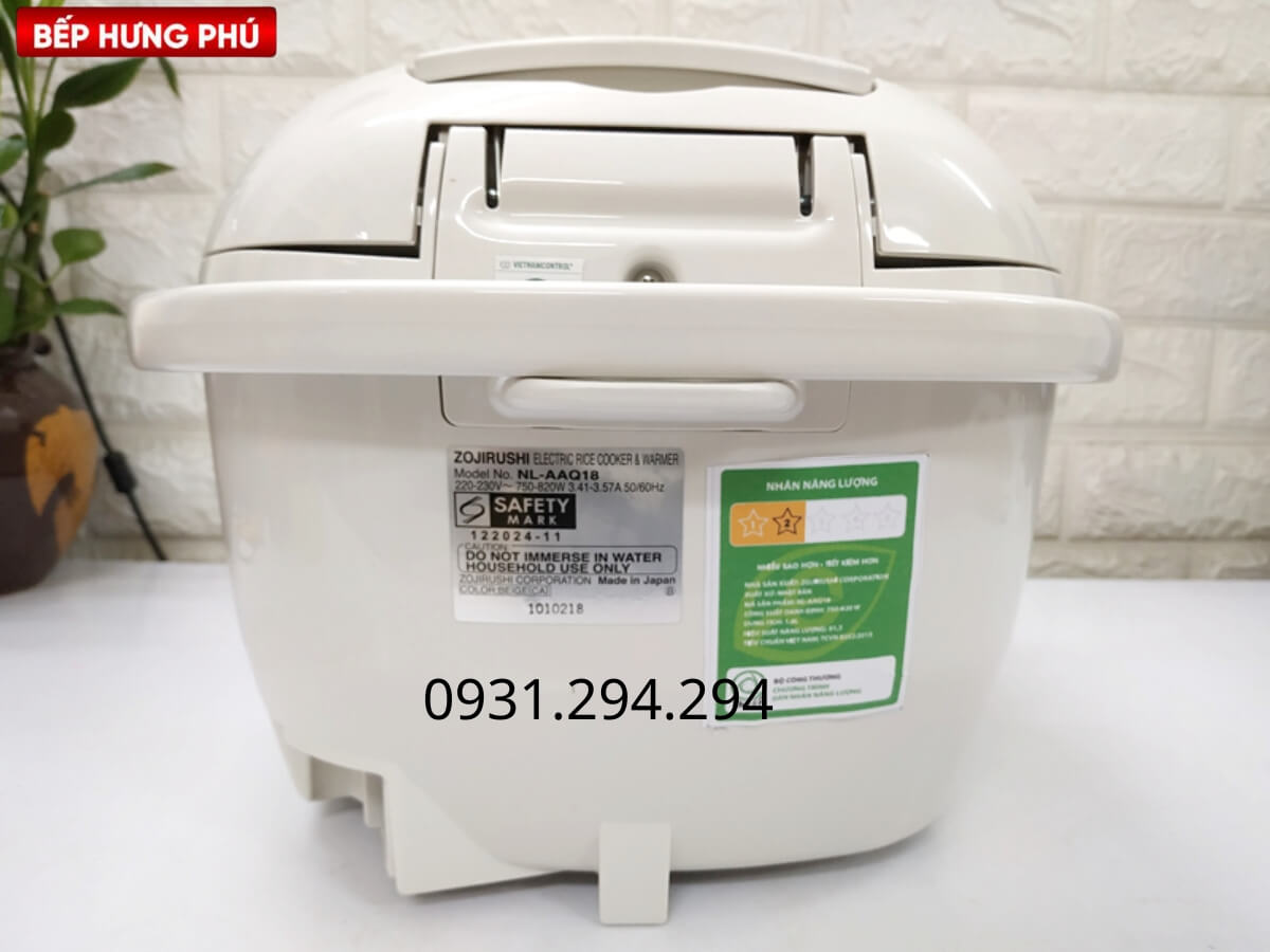 Mặt sau nồi cơm điện tử Zojirushi NL-AAQ18-CA