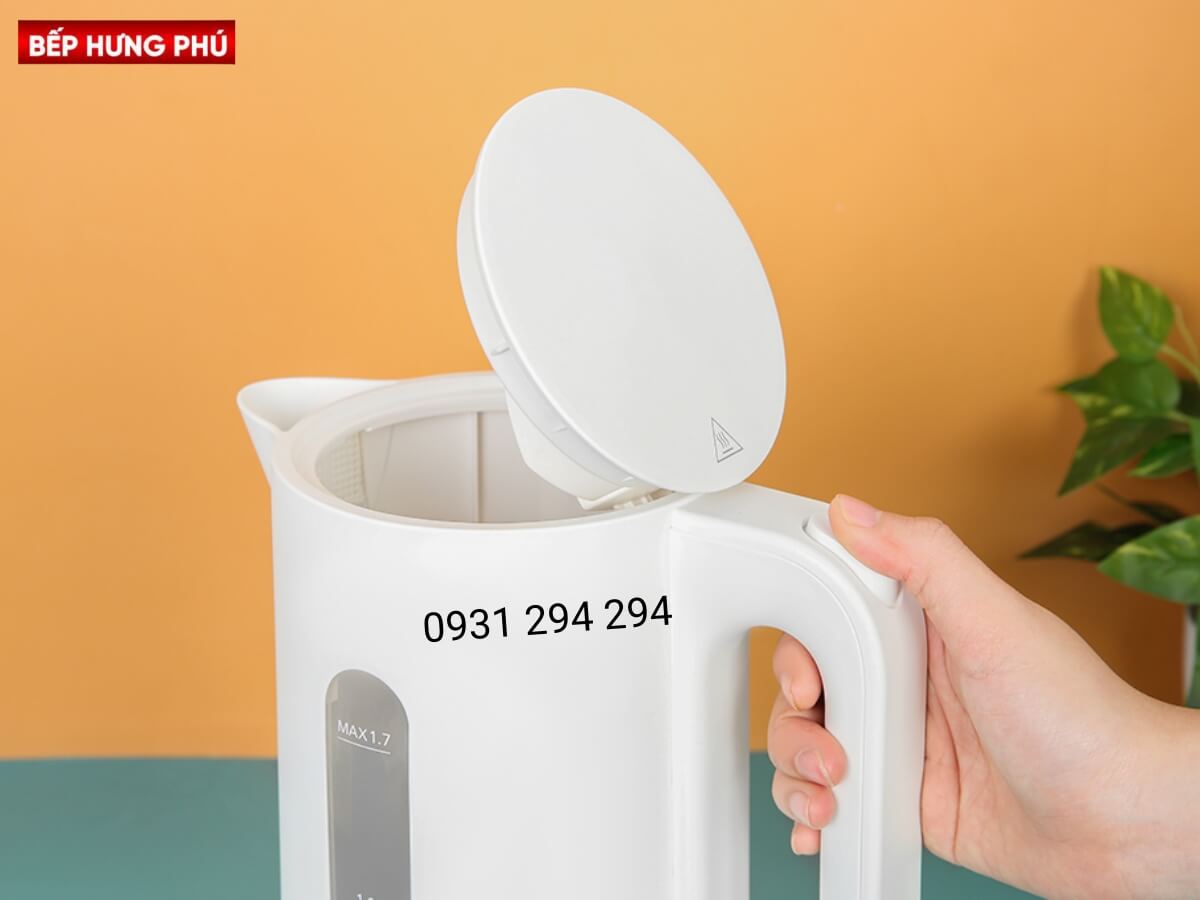 Vỏ và ruột bình được làm từ nhựa PP cao cấp, chịu được nhiệt độ cao, an toàn cho sức khỏe, dễ dàng vệ sinh.