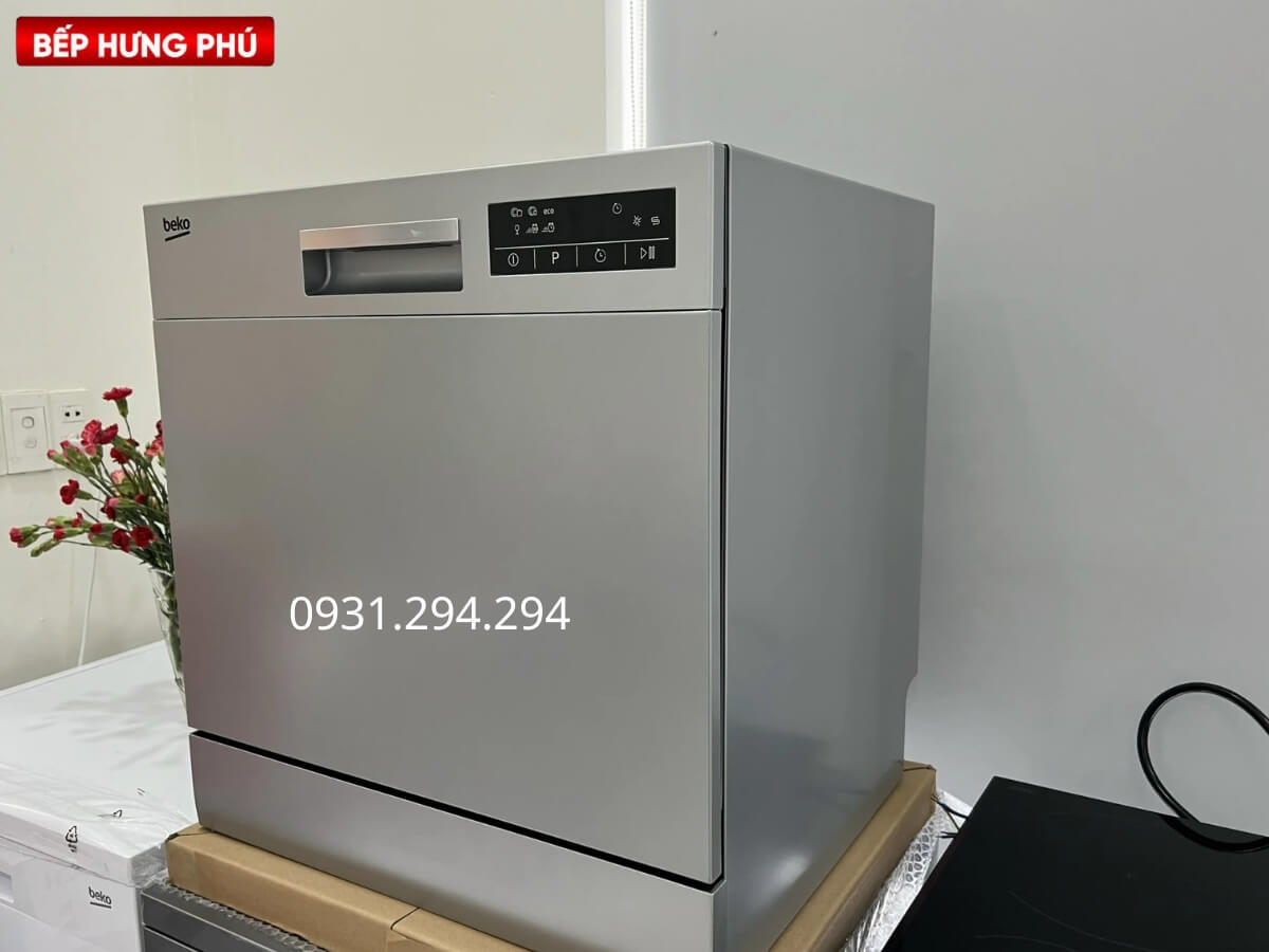 máy rửa chén Beko DTC36810S