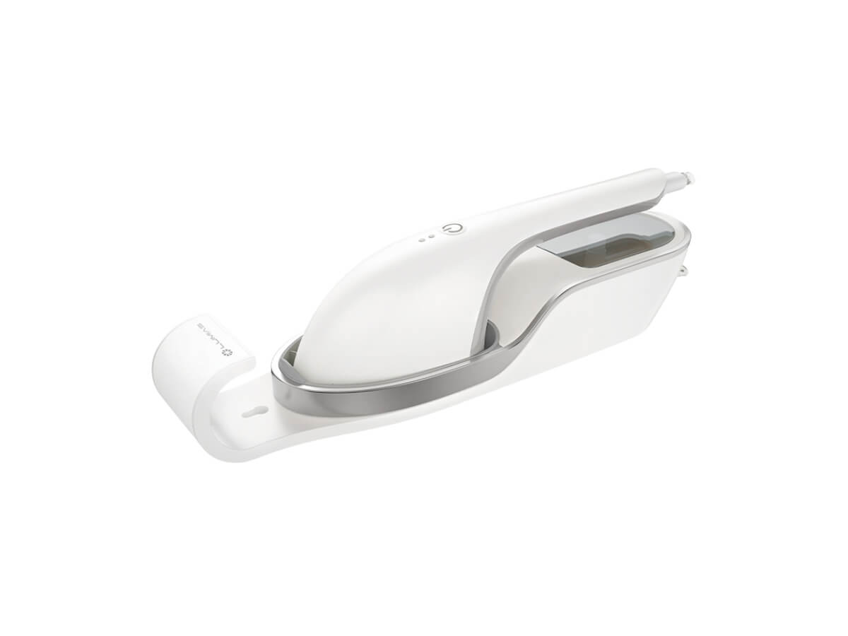 Bàn ủi hơi nước Lumias LSI-330 (Trắng - Bạc)