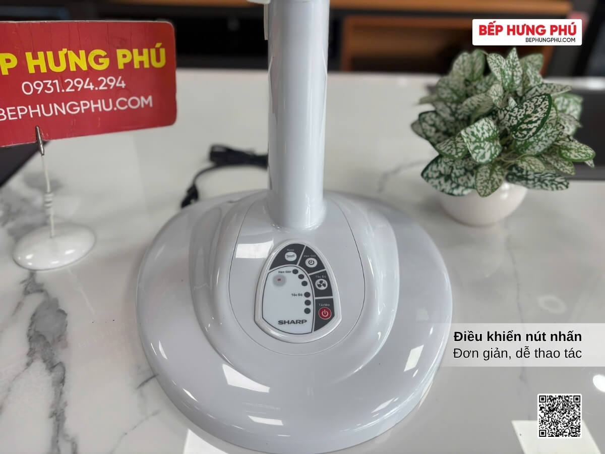 quat-lung-sharp-pj-l40rv-wh