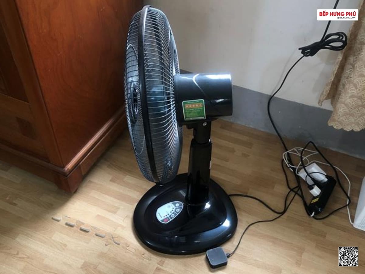 quạt lửng sharp pj-l40rv-dg 