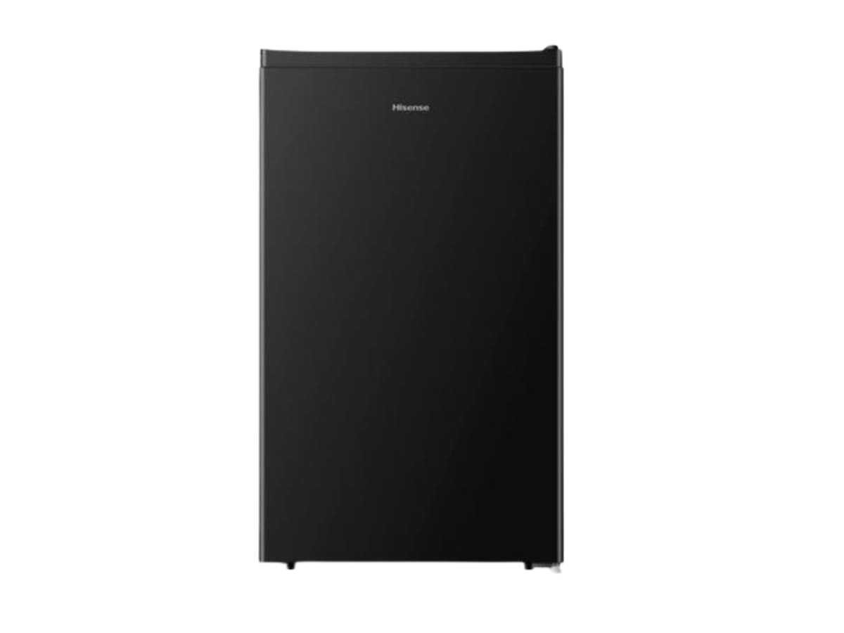 tu lanh hisense rr106d4ebn 82l